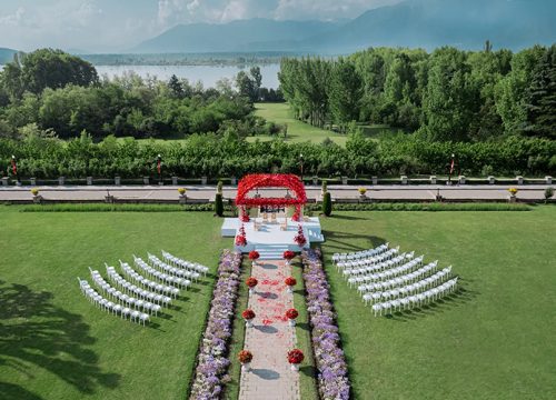 Experience the Magic of Kashmir as a Wedding Destination